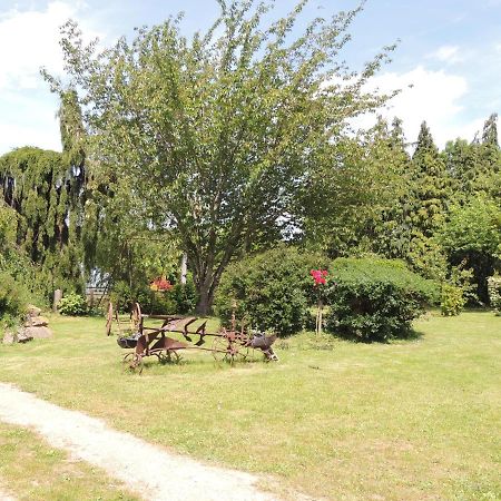 مبيت وإفطار Eraines La Ferme Du Bourg المظهر الخارجي الصورة