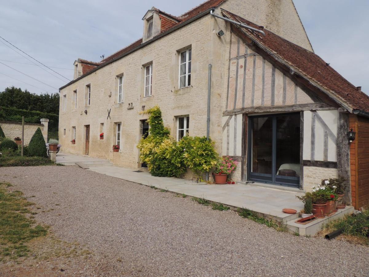 مبيت وإفطار Eraines La Ferme Du Bourg المظهر الخارجي الصورة